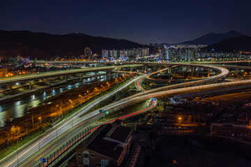 Fototapeta na wymiar South Korea Expressway IC Night Scenic Area, Long Exposure Photograph 2