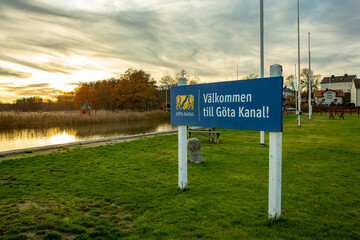 sign welcome to the channel Göta Kanal - obrazy, fototapety, plakaty