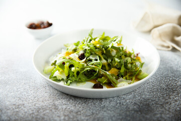 Arugula celery salad with raisins