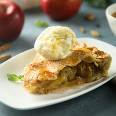 Traditional homemade apple pie with cinnamon