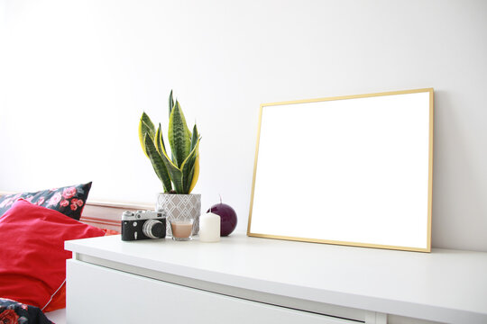 blank horizontal frame mockup for pictures