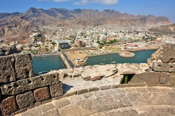 Foto op Plexiglas View of Aden -  a port city, located by the eastern approach to the Red Sea, Yemen © robnaw