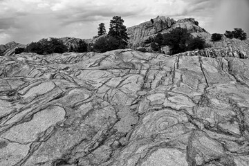 Geological patterns in rocks landscape - 401803679