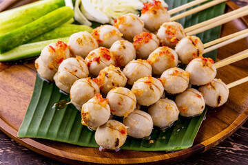 Grilled pork meatballs