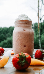 yogurt with strawberry
