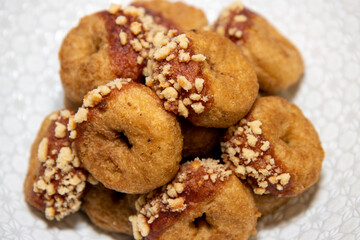 Savoury doughnuts, made with juicy British chicken breast, with barbecue sauce and waffle sprinkles.