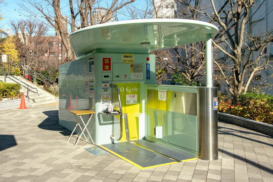 自転車駐輪場 Photos Royalty Free Images Graphics Vectors Videos Adobe Stock