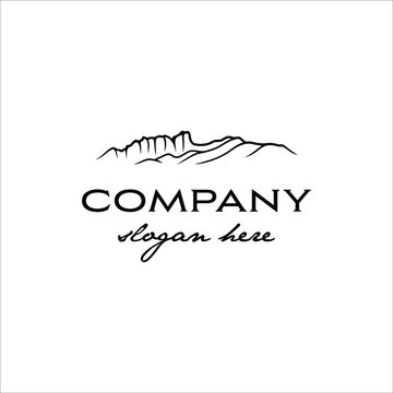The El Capitan peak with a classic line design