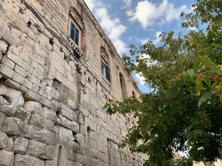 Split Dalmatien Kroatien Adria Mittelmeer - Altstadt mit Gassen im Spätsommer