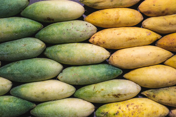 pattern of babana passion fruit