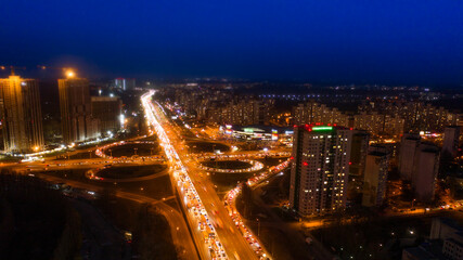 Fototapeta na wymiar Evening traffic jams in the city. Aerial view.