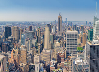 Fototapeta na wymiar NEW YORK CITY - JUNE 10, 2013: Panoramic view of Manhattan skyline