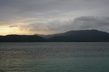 南の島の美しい夕暮れ時