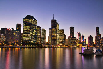 Fototapeta na wymiar Brisbane Skyline at dawn