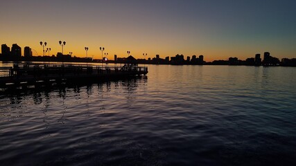 Naklejka premium sunset over the river. Rusia-kazan 