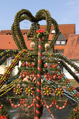 Obraz premium Osterbrunnen in Bieberbach