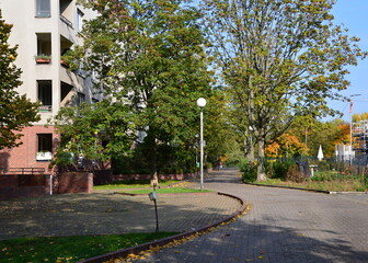 Fototapeta na wymiar Herbst im Stadtteil Schmargendorf, Wilmersdorf, Berlin
