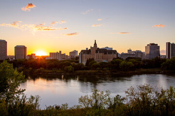 Fototapeta premium Sunset Downtown Saskatoon