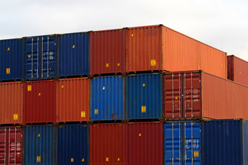 Cargo containers in a container terminal ready for ocean transport - Stockphoto