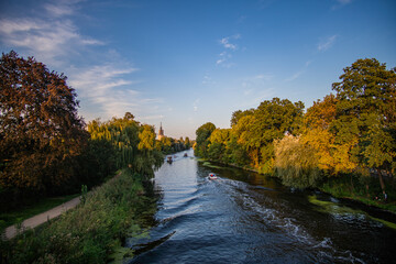 Obraz premium View of the Havel river in Potsdam from bridge in summer with blue sky, Germany