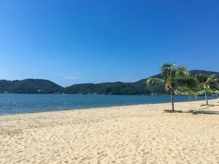 Natural scenery, bright sea in the holiday season.