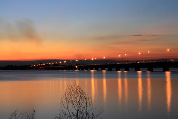 Obraz premium Night view of Thep Suda Bridge Kalasin Province, Thailand