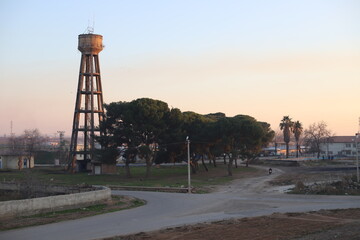 oil rig at sunset