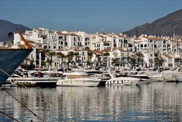 Fototapeta na wymiar Luxury marina in Puerto Banus, Malaga - Spain 