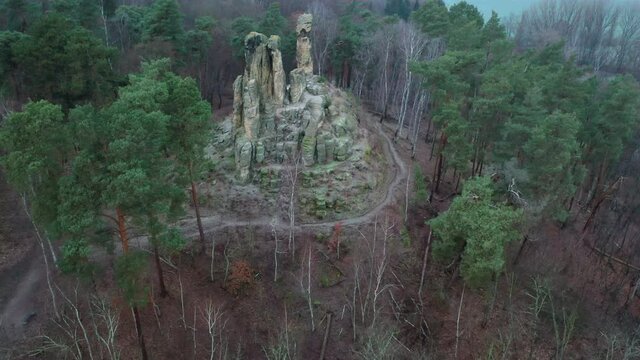 F&uuml;nffingerfelsen in den Klusbergen, Harz, Halberstadt, Sachsen-Anhalt, Deutschland