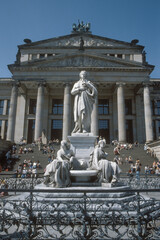 Schillerdenkmal