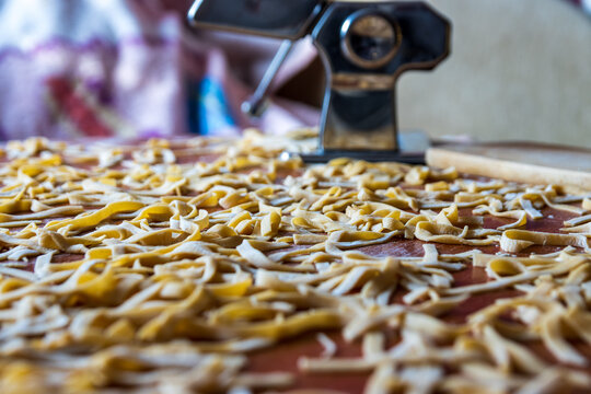 Domowy makaron jedzenie