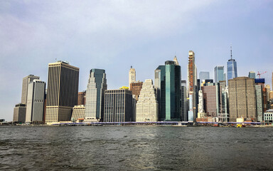 O famoso Skyline de Manhattan em Nova York