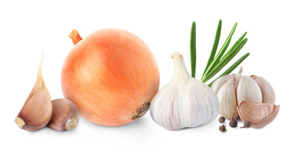 Obraz na płótnie Canvas Mix of fresh garlic and onion on white background. Banner design