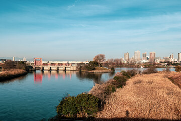荒川　岩淵水門の夜明け