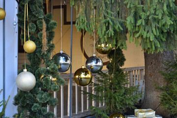 Becorations for the Christmas tree, balls