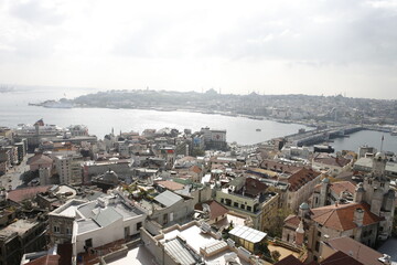 Obraz premium Istanbul Turkey Cityscape with the Galata Bridge and Golden Horn