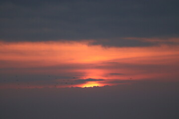 伊良湖岬から見るの迫力ある絶景　日の出