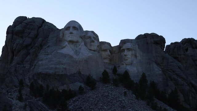 Mount Rushmore Tilt Down On Clear Morning