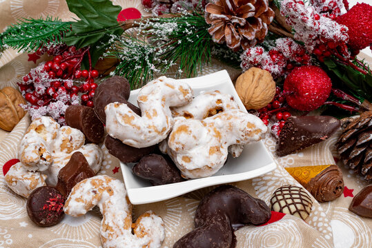 sweet neapolitan cookies