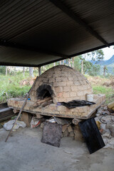 Horno Barro Antiguo para pan y arepas en Guayaval, Ramiriqui, Boyaca, Colombia