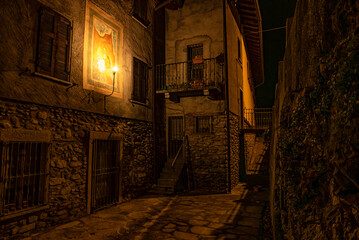 Fototapeta na wymiar Foreshortening of an alley of Domaso a village on Lake Como