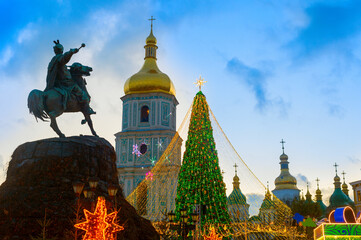 Fototapeta premium Christmas New Year tree Kiev