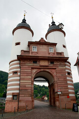 Karl-Theodor-Brücke, besser bekannt als Alte Brücke