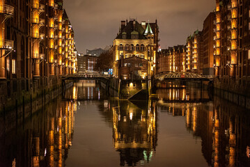 Fototapeta na wymiar Famous Warehouse district in Hamburg Germany called Speicherstadt by night - travel photography