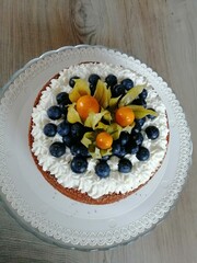 cake with fruits