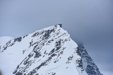 punta de cerro nevado antartico / 
Antarctic Snowy Hill Point