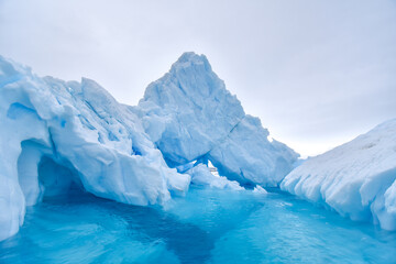 hielos a la deriva en la antartica / 
drifting ice in the antarctic