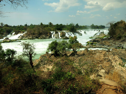 The Khone Phapheng Waterfall in Don Det & Don Khon, Si Phan Don (4,000 Islands), LAOS. Which is the largest waterfall in southeast Asia