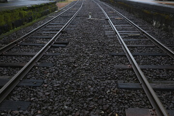 日本の長崎県諫早市にある廃線間近の田舎にあるローカル線の線路