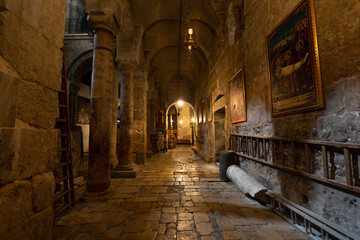 Fototapeta premium Interior view of the Church of the Holy Sepulchre in Jerusalem, Israel Tomb of Jesus